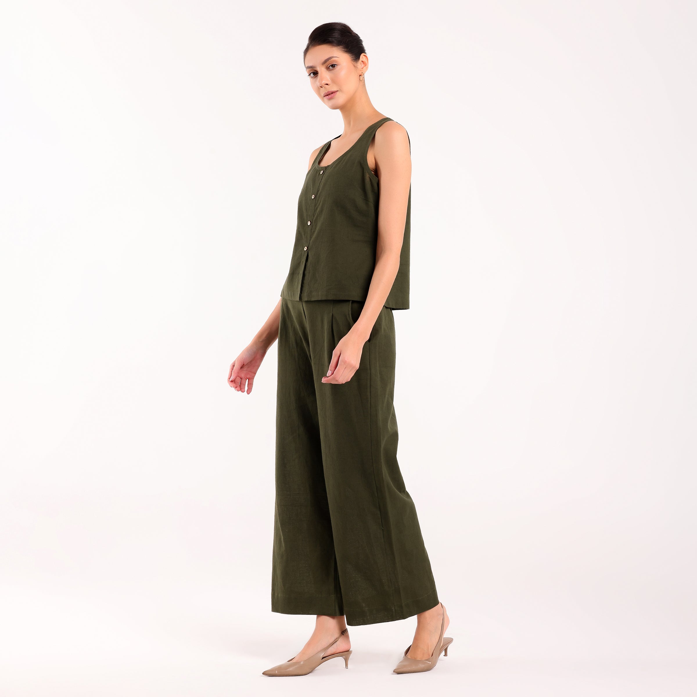 Sukoon- Linen Sleevless Coord Set Olive