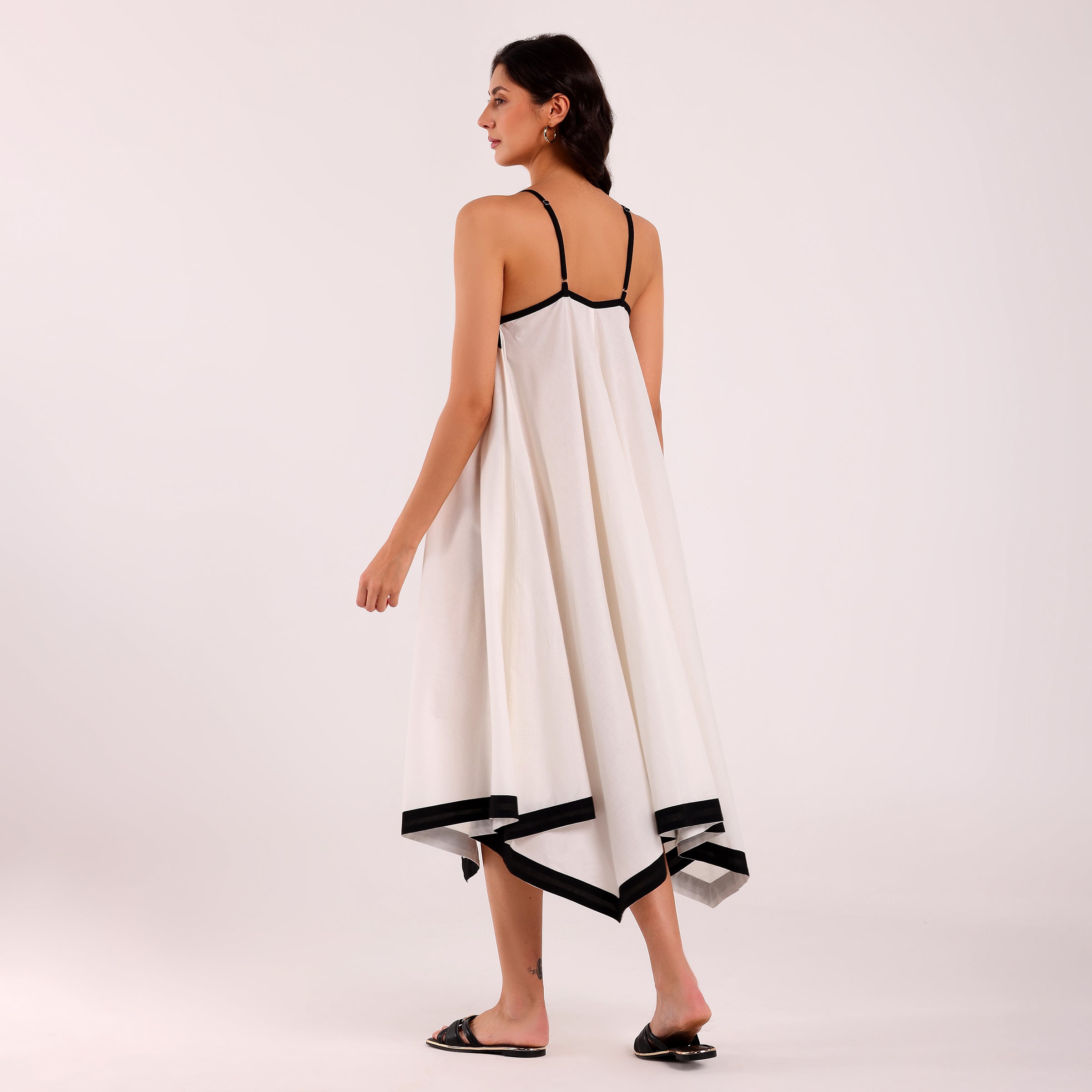 Naya- Balck And White Golden Button Flowy Dress